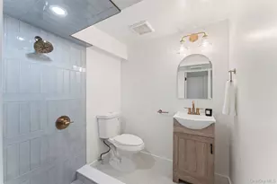 153 Waverly Rd, Scarsdale, NY 10583 - Photo 34