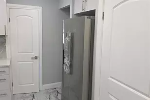 118-07 202nd St, Saint Albans, NY 11412 - Photo 6