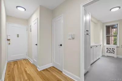 5650 Netherland Avenue #2E, Bronx, NY 10471 - Photo 4