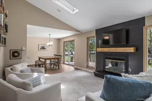 363 Miller Place Rd, Miller Place, NY 11764 - Photo 14