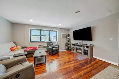 9137 153 Avenue #1, Ridgewood, NY 11414 - Photo 6