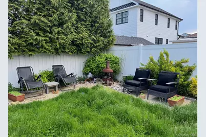 137 Acapulco Street, Atlantic Beach, NY 11509 - Photo 32