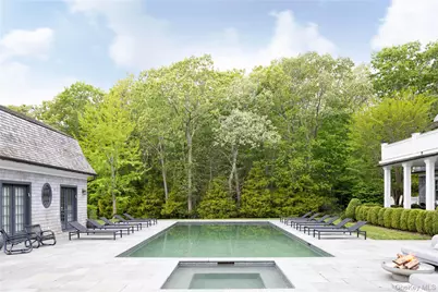 486 Middle Line Highway, Bridgehampton, NY 11932 - Photo 6