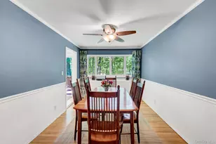 16 Maplewood Dr, Northport, NY 11768 - Photo 10