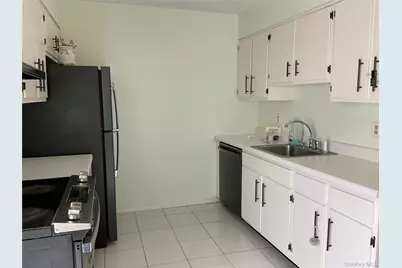 276 Temple Hill Road #303, New Windsor, NY 12553 - Photo 6