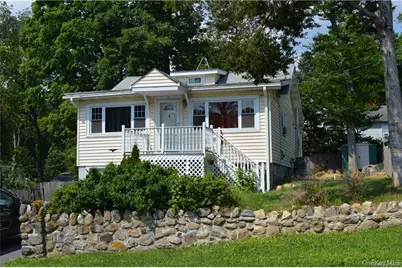 14 Bridge Lane, Yorktown Heights, NY 10598 - Photo 2