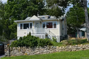 14 Bridge Ln, Yorktown Heights, NY 10598 - Photo 2
