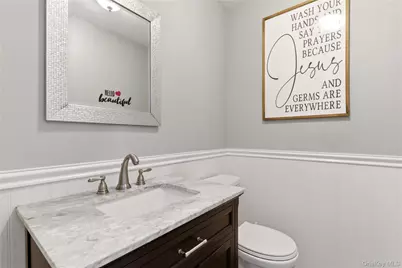14 Long Acre Lane, Dix Hills, NY 11746 - Photo 14