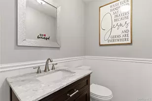 14 Long Acre Ln, Dix Hills, NY 11746 - Photo 14
