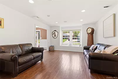 14 Long Acre Lane, Dix Hills, NY 11746 - Photo 6