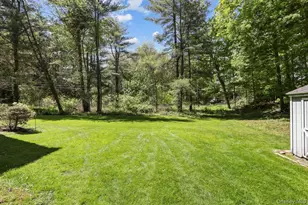 72 Brett Ln, Bedford, NY 10506 - Photo 2