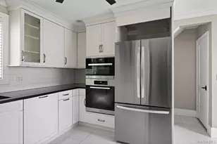 155 White Rd, Scarsdale, NY 10583 - Photo 8