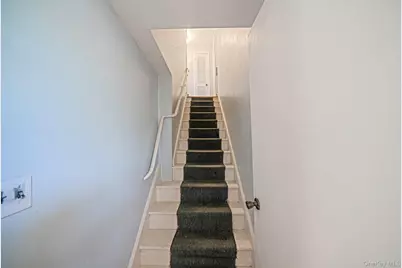 136 1st Street, Brentwood, NY 11717 - Photo 22