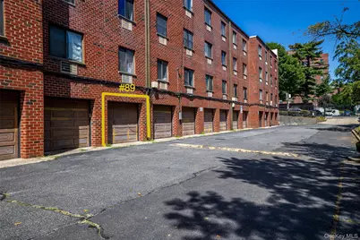 7111 Sutton Place #3, Fresh Meadows, NY 11365 - Photo 20