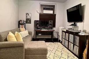 21-06 35th St, Astoria, NY 11105 - Photo 2