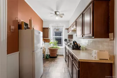 1673 66th Street, Brooklyn, NY 11204 - Photo 12