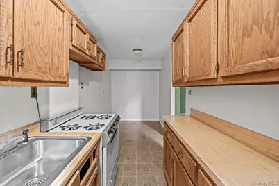 6299 Broadway #C3A, Bronx, NY 10471 - Photo 8