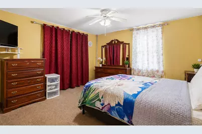 18601 Nashville Boulevard, Springfield Gardens, NY 11413 - Photo 6