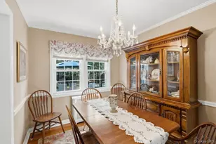 69 Lewis Rd, Merrick, NY 11566 - Photo 8