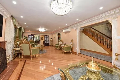 83-16 Edgerton Boulevard, Jamaica, NY 11432 - Photo 6