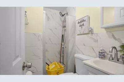 1029 Wheeler Avenue, Bronx, NY 10472 - Photo 10