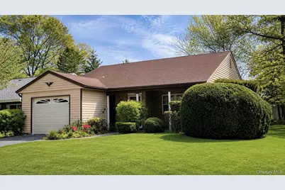 257 Edinburgh Drive, Ridge, NY 11961 - Photo 2