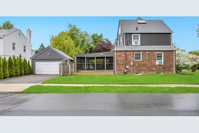 72 King Street, Malverne, NY 11565 - Photo 4
