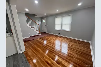 245 Warren Street, Uniondale, NY 11553 - Photo 6
