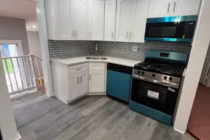245 Warren St, Uniondale, NY 11553 - Photo 4
