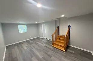 245 Warren St, Uniondale, NY 11553 - Photo 10