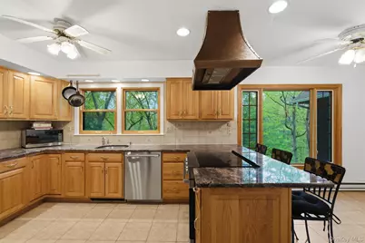 8 Upper Shad Road, Pound Ridge, NY 10576 - Photo 10