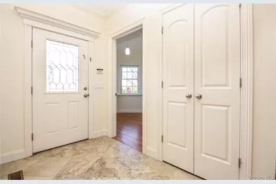 114 Oak Street #114, Harrison, NY 10528 - Photo 2