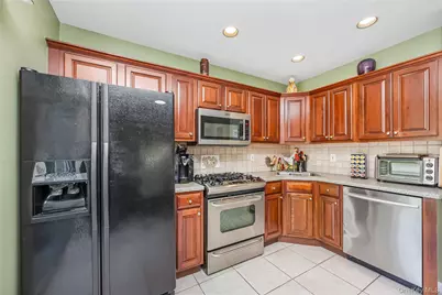 8 Hannah Lane, Middle Island, NY 11953 - Photo 10