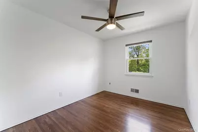 25 Saxon Woods Road, Scarsdale, NY 10583 - Photo 14