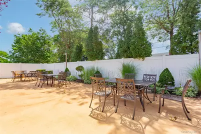 21 Toehee Place #2B, Islip, NY 11751 - Photo 22