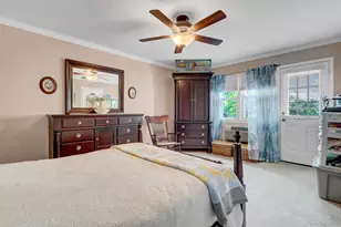 21 Toehee Pl, Islip, NY 11751 - Photo 14