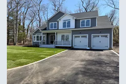 1 Lotto Court, Lake Grove, NY 11755 - Photo 1