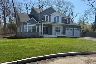 1 Lotto Ct, Lake Grove, NY 11755 - Photo 2