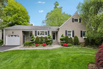 22 Stony Run, New Rochelle, NY 10804 - Photo 1