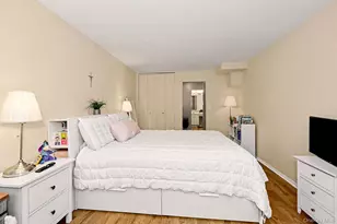 492 N Broadway, White Plains, NY 10603 - Photo 16