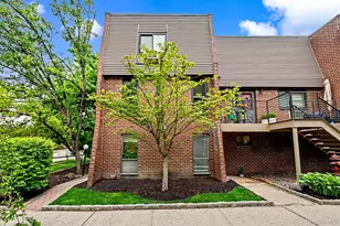 492 N Broadway, White Plains, NY 10603 - Photo 26