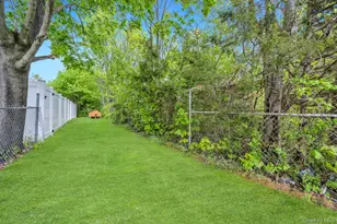 59 E Elm St, Central Islip, NY 11722 - Photo 34