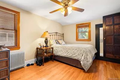 139 Stevens Avenue, Hempstead, NY 11550 - Photo 24