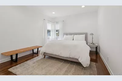 187 Thornbury Road, Scarsdale, NY 10583 - Photo 20