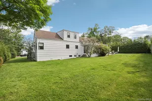 187 Thornbury Rd, Scarsdale, NY 10583 - Photo 34