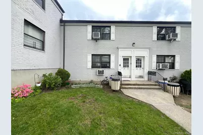6874 136th St #A, Flushing, NY 11367 - Photo 14