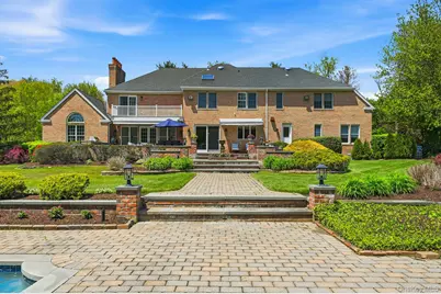 5 Westwood Court, Muttontown, NY 11545 - Photo 4