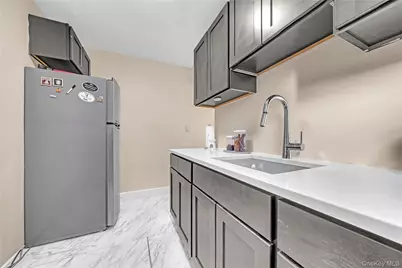 2830 Briggs Avenue #4F, Bronx, NY 10458 - Photo 4