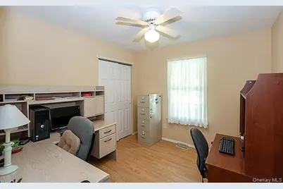 11 Winterberry Drive, Middle Island, NY 11953 - Photo 24