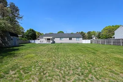 11 Winterberry Drive, Middle Island, NY 11953 - Photo 38